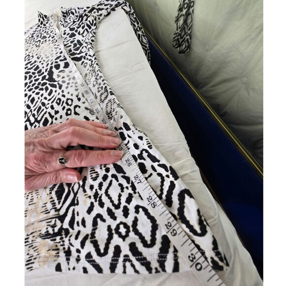 Chico's EUC Leopard elbow sleeve v-neck top 16 XL white black beige - Picture 8 of 17